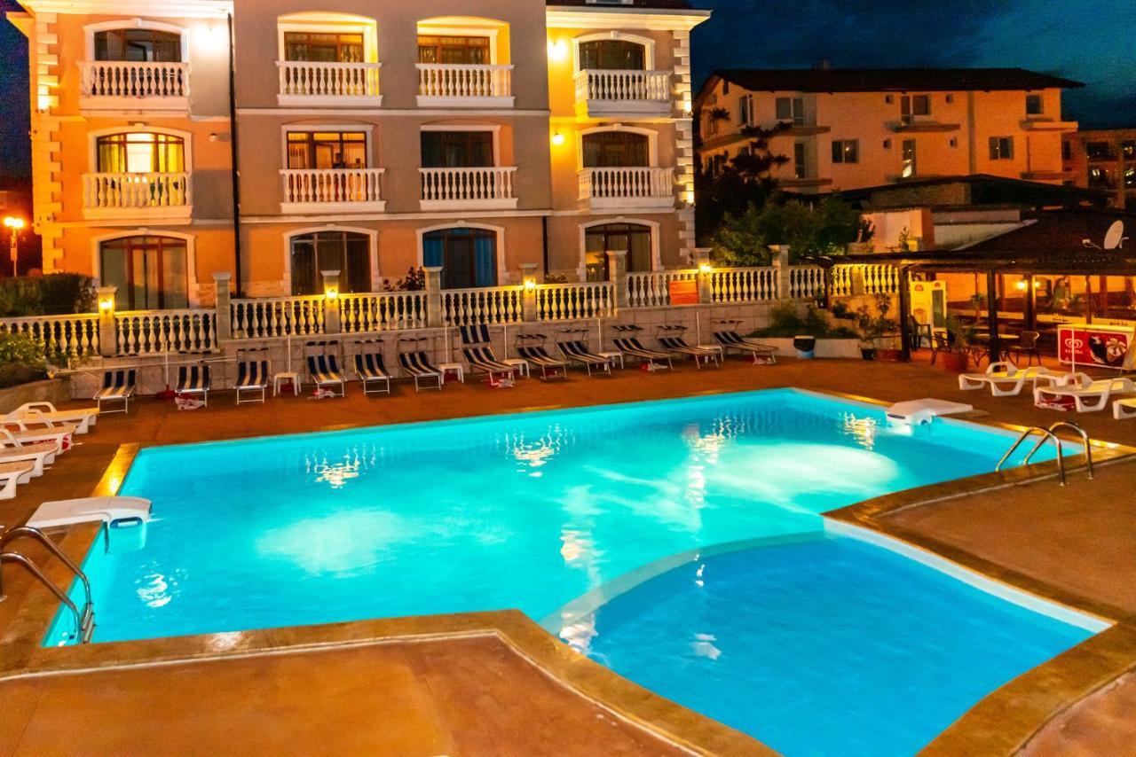 House Apartments Black Sea Hotel 奥布佐尔 外观 照片